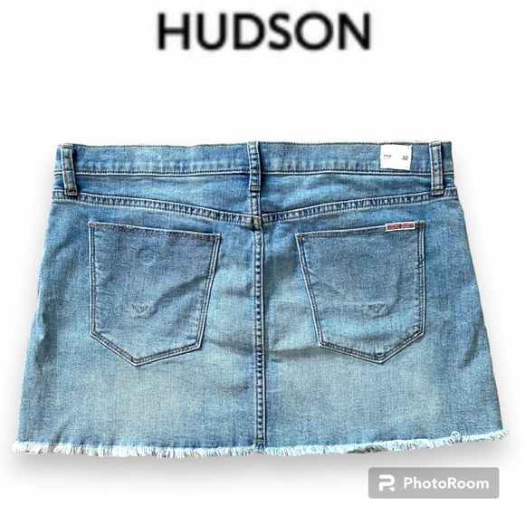 HUDSON JEANS | Mini Skirt - Picture 5 of 12